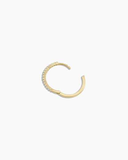 Diamond Pavé Single Huggie